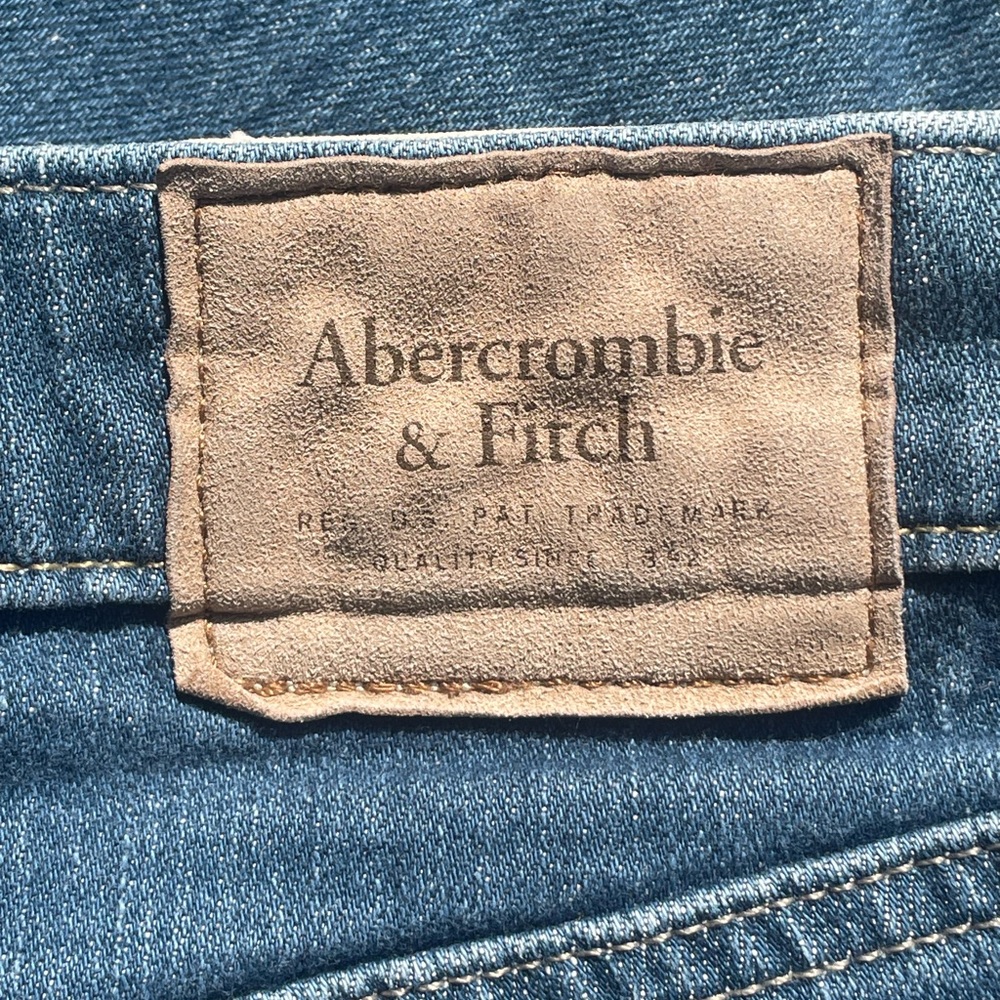 Abercrombie Men’s Skinny Jean - Picture 3 of 6